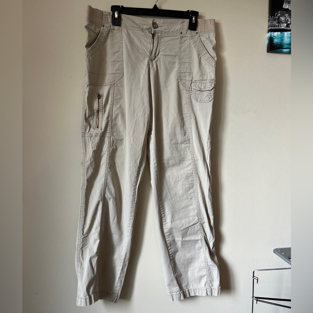 Samosa mid-rise straight leg cargo pants
